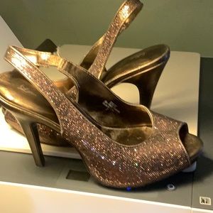 Lulu Townsend Sequin womens High heels. 4.5" high. Size 7